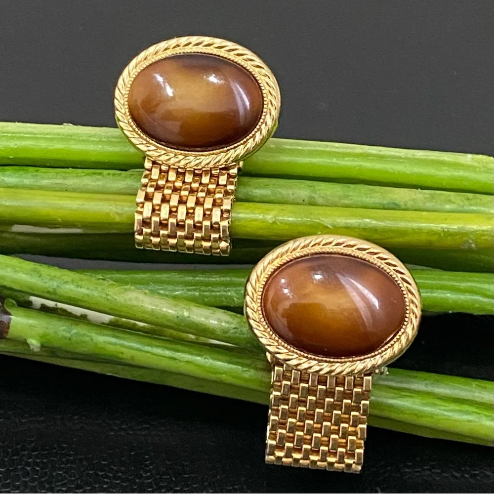 Vintage AVON Yellow/Brown Cabochon Gold-tone Mesh Cuff Links